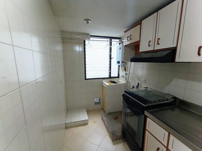 Apartamento de 3 alcobas en venta en Quinta Paredes, Bogotá, 76 m² · foto 10 de 24