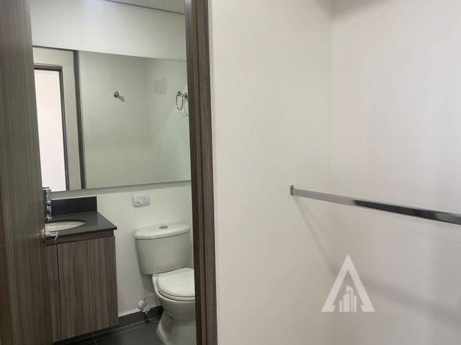 Apartamento de 3 alcobas en venta en Buenos Aires, Medellín, 77 m² · foto 5 de 18