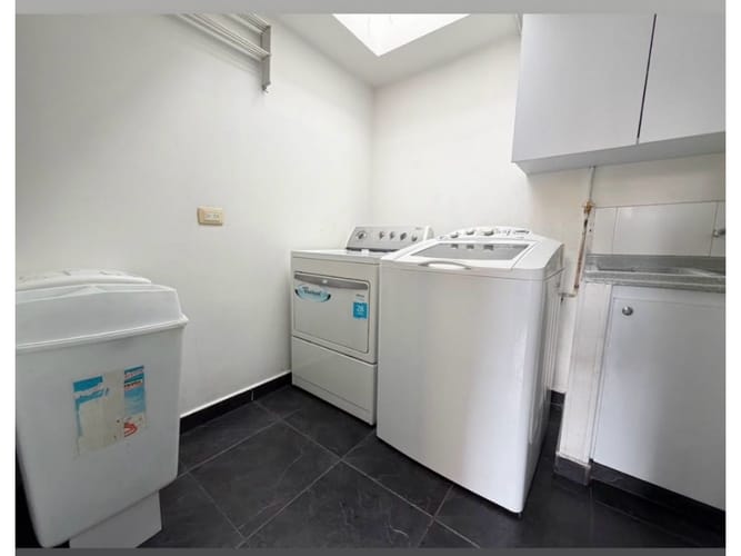 Apartamento de 3 alcobas en venta en Chico Norte, Bogotá, 152 m² · foto 4 de 10