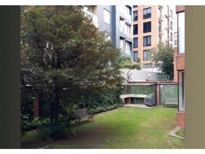 Apartamento de 3 alcobas en venta en Chico Norte, Bogotá, 152 m² · foto 10 de 10