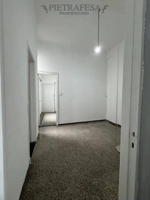 Apartamento en alquiler, 1 dormitorio, 1 baño. Cordón. · Foto 3