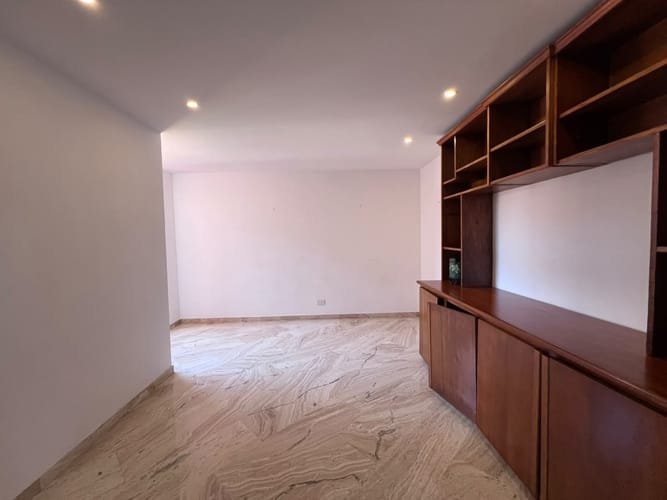Apartamento de 2 alcobas en arriendo en El Poblado, Medellín, 95 m² · foto 6 de 13