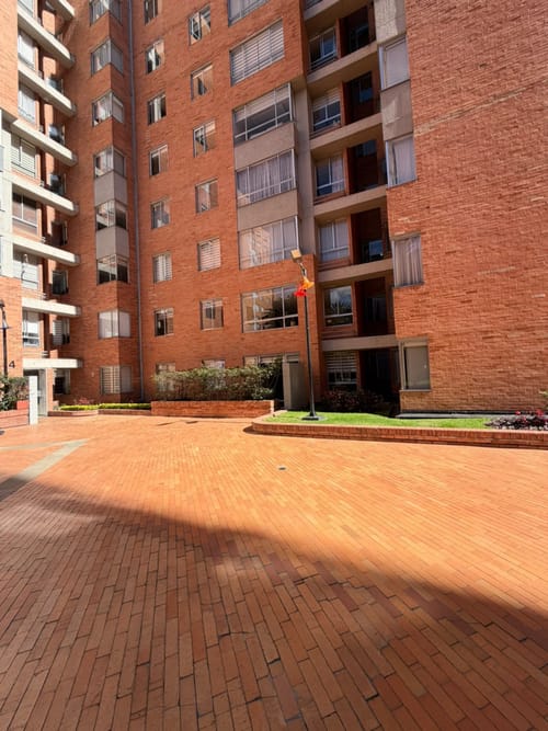 Apartamento de 3 alcobas en venta en Niza Suba, Bogotá, 97 m² · foto 19 de 20