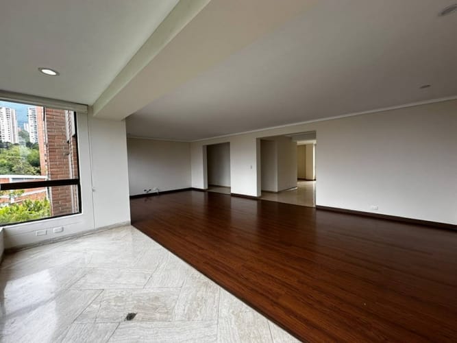Apartamento de 3 alcobas en arriendo en Las Lomas, Medellín, 200 m² · foto 6 de 21