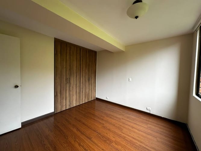 Apartamento de 3 alcobas en arriendo en Las Lomas, Medellín, 200 m² · foto 7 de 21