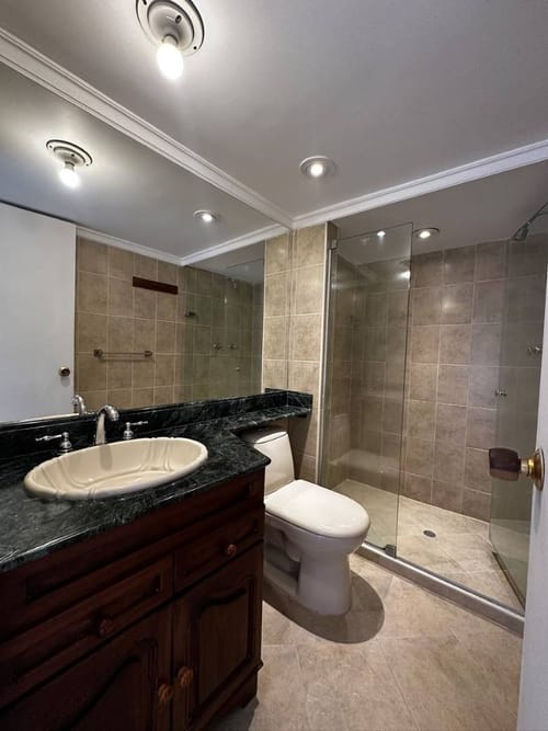 Apartamento de 3 alcobas en arriendo en Las Lomas, Medellín, 200 m² · foto 12 de 21