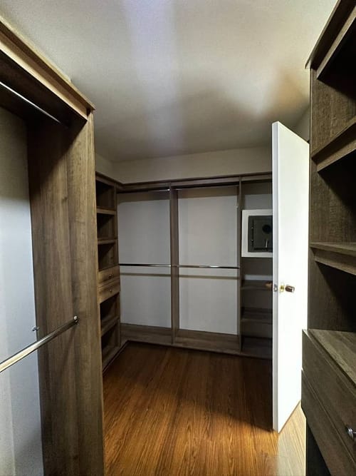 Apartamento de 3 alcobas en arriendo en Las Lomas, Medellín, 200 m² · foto 15 de 21