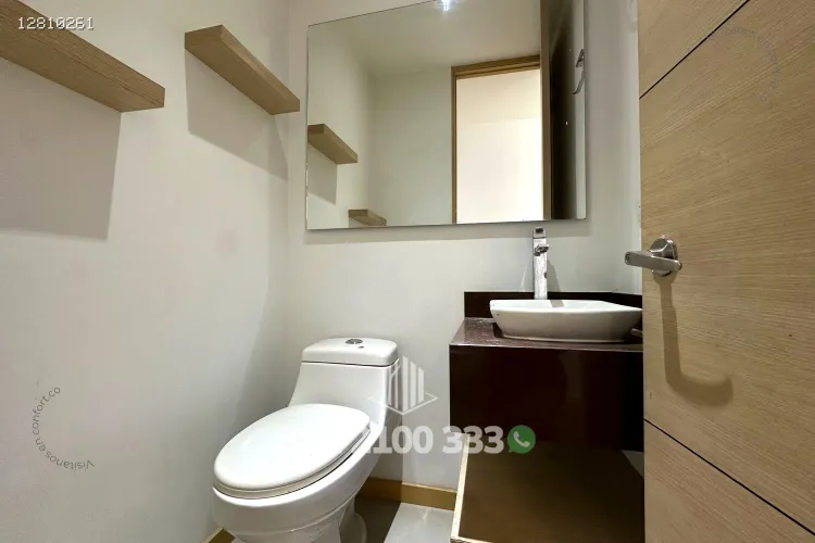 Apartamento de 3 alcobas en arriendo en Castropol, Medellín, 111 m² · foto 7 de 24