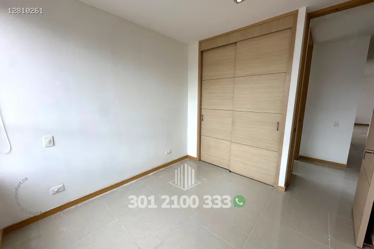 Apartamento de 3 alcobas en arriendo en Castropol, Medellín, 111 m² · foto 17 de 24
