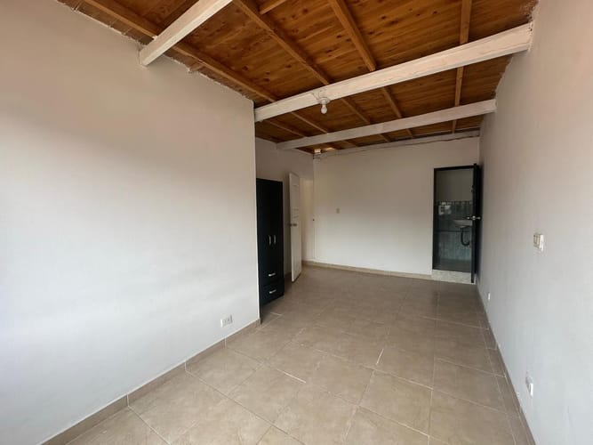 Apartamento de 1 alcoba en arriendo en Belén Rincón, Medellín, 40 m² · foto 3 de 6