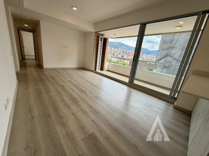 Apartamento de 3 alcobas en arriendo en Ciudad Del Río, Medellín, 100 m² · foto 15 de 16