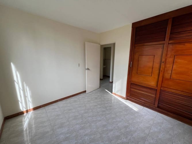 Apartamento de 3 alcobas en arriendo en Bolivia, Bogotá, 70 m² · foto 9 de 12