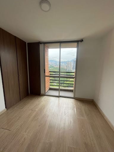 Apartamento de 3 alcobas en arriendo en Suramérica, La Estrella, 70 m² · foto 7 de 13
