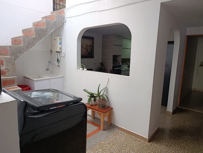 Casa de 3 alcobas en venta en Belén, Medellín, 106 m² · foto 23 de 24