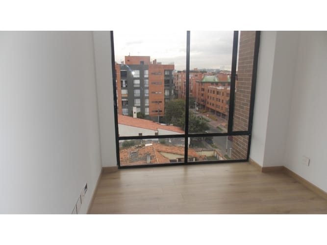 Apartamento de 3 alcobas en venta en Santa Barbara, Bogotá, 108 m² · foto 6 de 12
