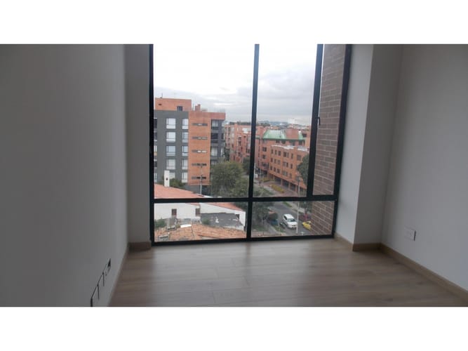 Apartamento de 3 alcobas en venta en Santa Barbara, Bogotá, 108 m² · foto 11 de 12