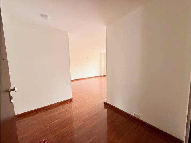 Apartamento de 3 alcobas en arriendo en Chico Norte, Bogotá, 120 m² · foto 9 de 24