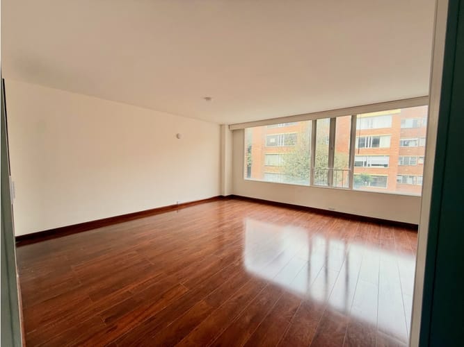 Apartamento de 3 alcobas en arriendo en Chico Norte, Bogotá, 120 m² · foto 8 de 24