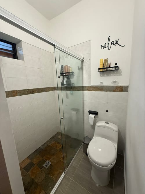Casa de 4 alcobas en arriendo en Laureles, Medellín, 210 m² · foto 15 de 15