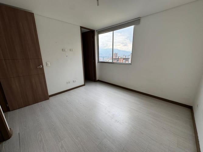 Apartamento de 2 alcobas en venta en Cumbres, Envigado, 75 m² · foto 22 de 24