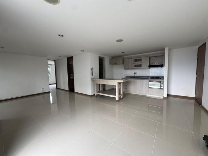 Apartamento de 2 alcobas en venta en Cumbres, Envigado, 75 m² · foto 9 de 24