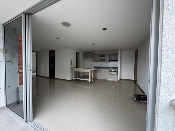 Apartamento de 2 alcobas en venta en Cumbres, Envigado, 75 m² · foto 8 de 24