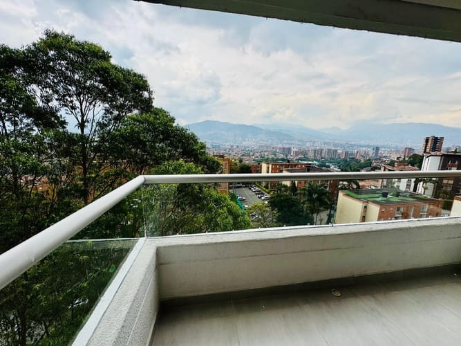 Apartamento de 2 alcobas en venta en Cumbres, Envigado, 75 m² · foto 12 de 24