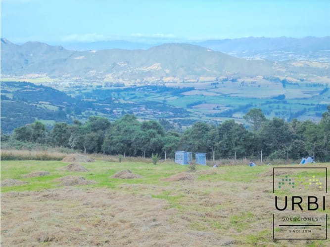 Lote en venta en Altos De Yerbabuena, Sopó, 3784 m² · foto 3 de 16