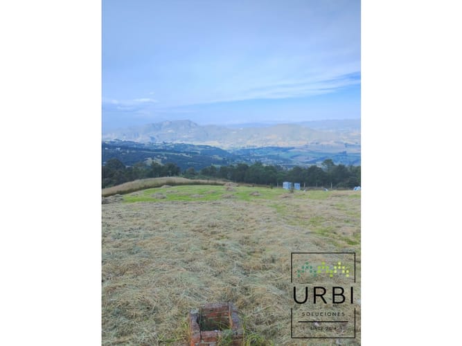 Lote en venta en Altos De Yerbabuena, Sopó, 3784 m² · foto 6 de 16