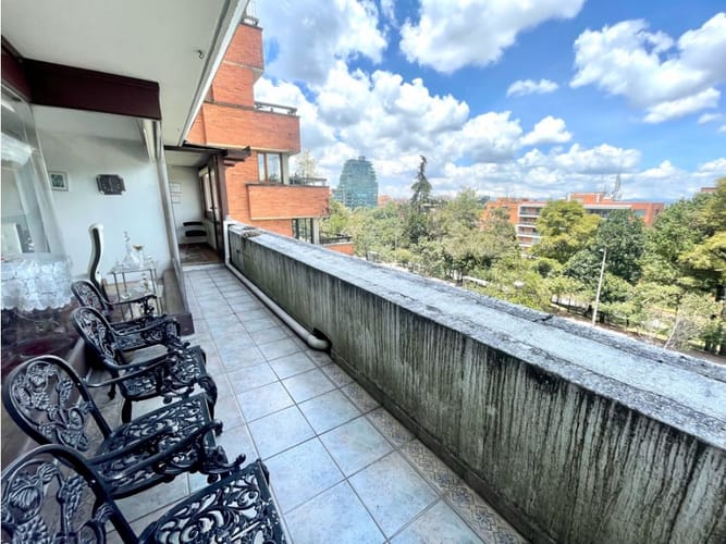 Apartamento de 3 alcobas en venta en Chapinero, Bogotá, 247 m² · foto 7 de 21