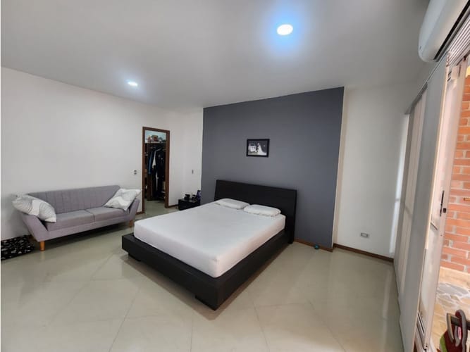 Apartamento de 3 alcobas en arriendo en Las Lomitas, Sabaneta, 270 m² · foto 20 de 24