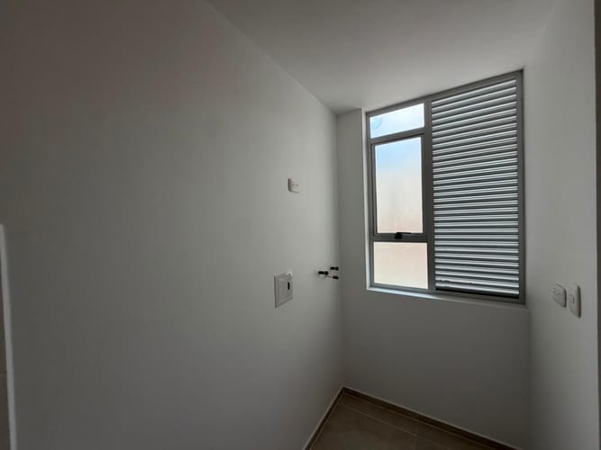 Apartamento de 2 alcobas en arriendo en Baja Suiza, Manizales, 62 m² · foto 5 de 13