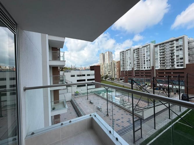 Apartamento de 2 alcobas en arriendo en Baja Suiza, Manizales, 62 m² · foto 10 de 13