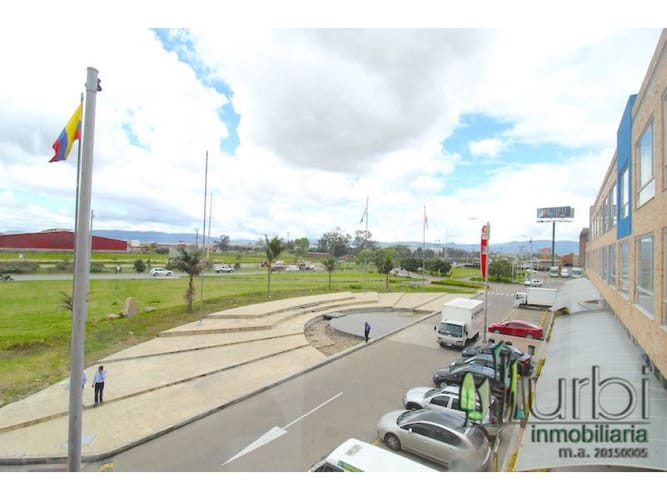 Oficina en venta en Siberia, Cota, 28 m² · foto 12 de 13