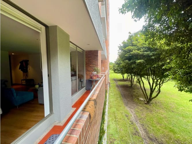 Apartamento de 3 alcobas en venta en Colina Campestre, Bogotá, 134 m² · foto 9 de 24