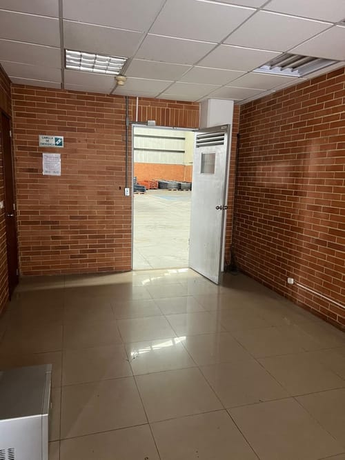 Bodega en arriendo en Siberia, Cota, 1612 m² · foto 16 de 16