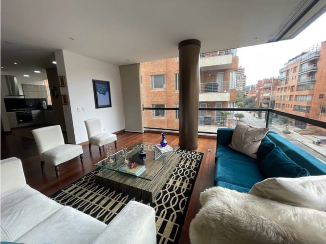 Apartamento de 3 alcobas en venta en Chicó Reservado, Bogotá, 193 m² · foto 6 de 20