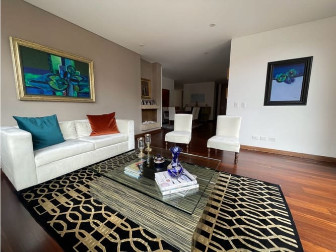 Apartamento de 3 alcobas en venta en Chicó Reservado, Bogotá, 193 m² · foto 9 de 20
