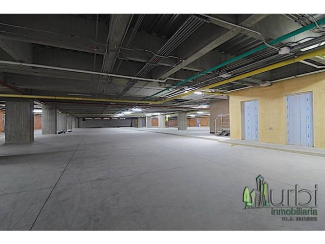 Local en arriendo en Cc Centro Chia, Chía, 1400 m² · foto 6 de 19