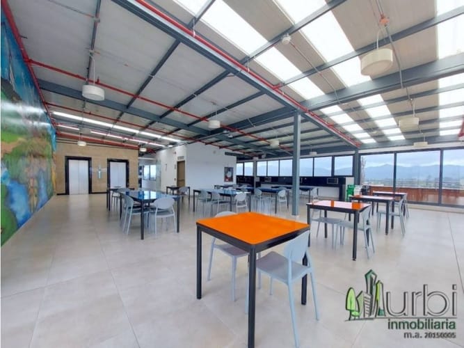 Local en arriendo en Cc Centro Chia, Chía, 1400 m² · foto 18 de 19