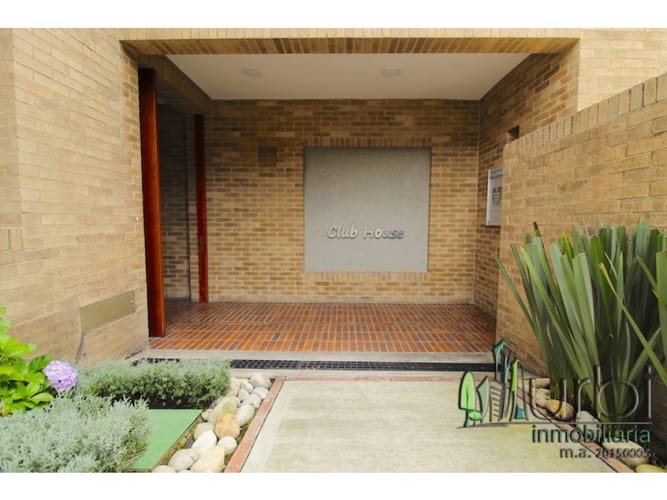 Apartamento de 4 alcobas en venta en Cerros De Niza, Bogotá, 345 m² · foto 2 de 20