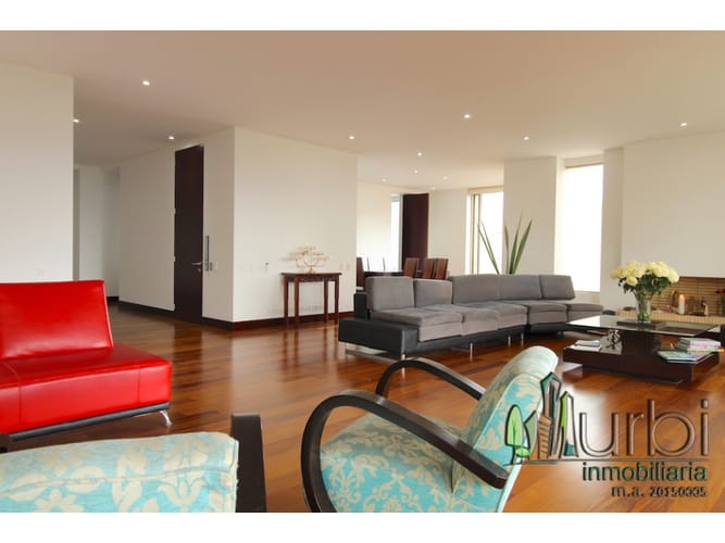Apartamento de 4 alcobas en venta en Cerros De Niza, Bogotá, 345 m² · foto 4 de 20