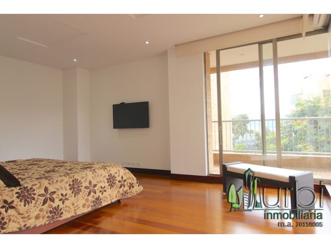Apartamento de 4 alcobas en venta en Cerros De Niza, Bogotá, 345 m² · foto 12 de 20
