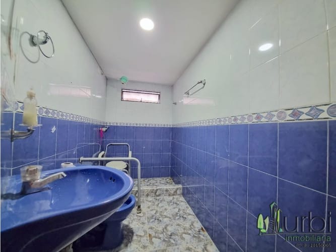 Casa de 6 alcobas en venta en Engativa Zona Urbana, Bogotá, 139 m² · foto 18 de 20