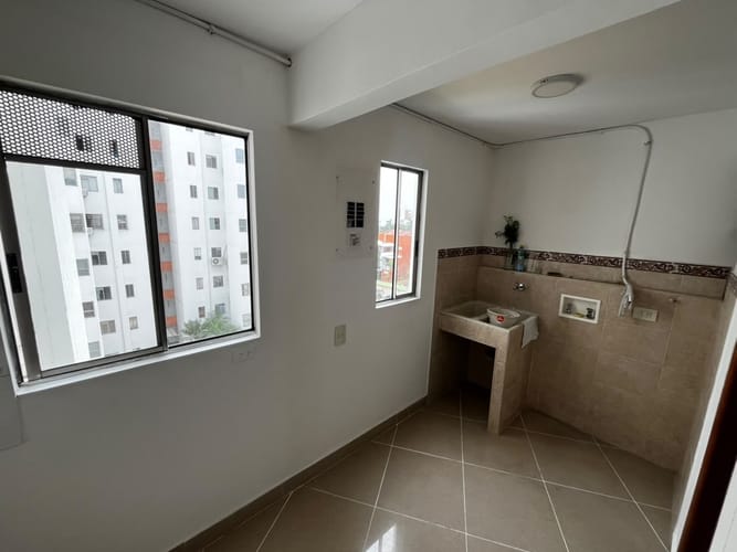 Apartamento de 3 alcobas en venta en Valle Del Lili, Cali, 98 m² · foto 7 de 22