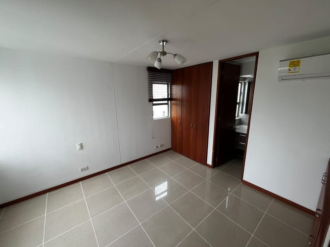 Apartamento de 3 alcobas en venta en Valle Del Lili, Cali, 98 m² · foto 14 de 22