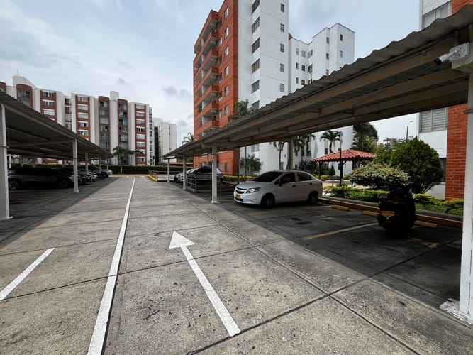 Apartamento de 3 alcobas en venta en Valle Del Lili, Cali, 98 m² · foto 21 de 22