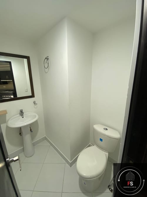 Apartamento de 3 alcobas en arriendo en Loma De San Jose, Sabaneta, 97 m² · foto 15 de 23