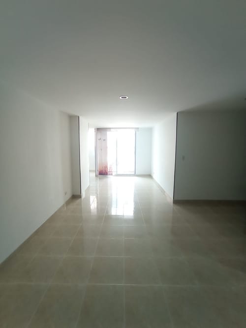 Apartamento de 3 alcobas en arriendo en El Tesoro, Neiva, 94 m² · foto 5 de 13