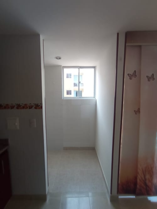 Apartamento de 3 alcobas en arriendo en El Tesoro, Neiva, 94 m² · foto 11 de 13